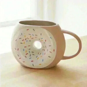 Urban Outfitters UO Home Doughnut Donut Shapes Coffee Tea  8 oz Mug